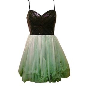 WINDSOR Fit & Flare Black Sequin and Mint Green Tulle Dress Size 5